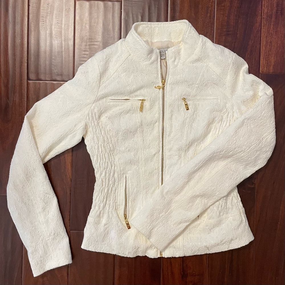 Guess White Front Zip Jacket with Subtle Patterned Detail Size M
